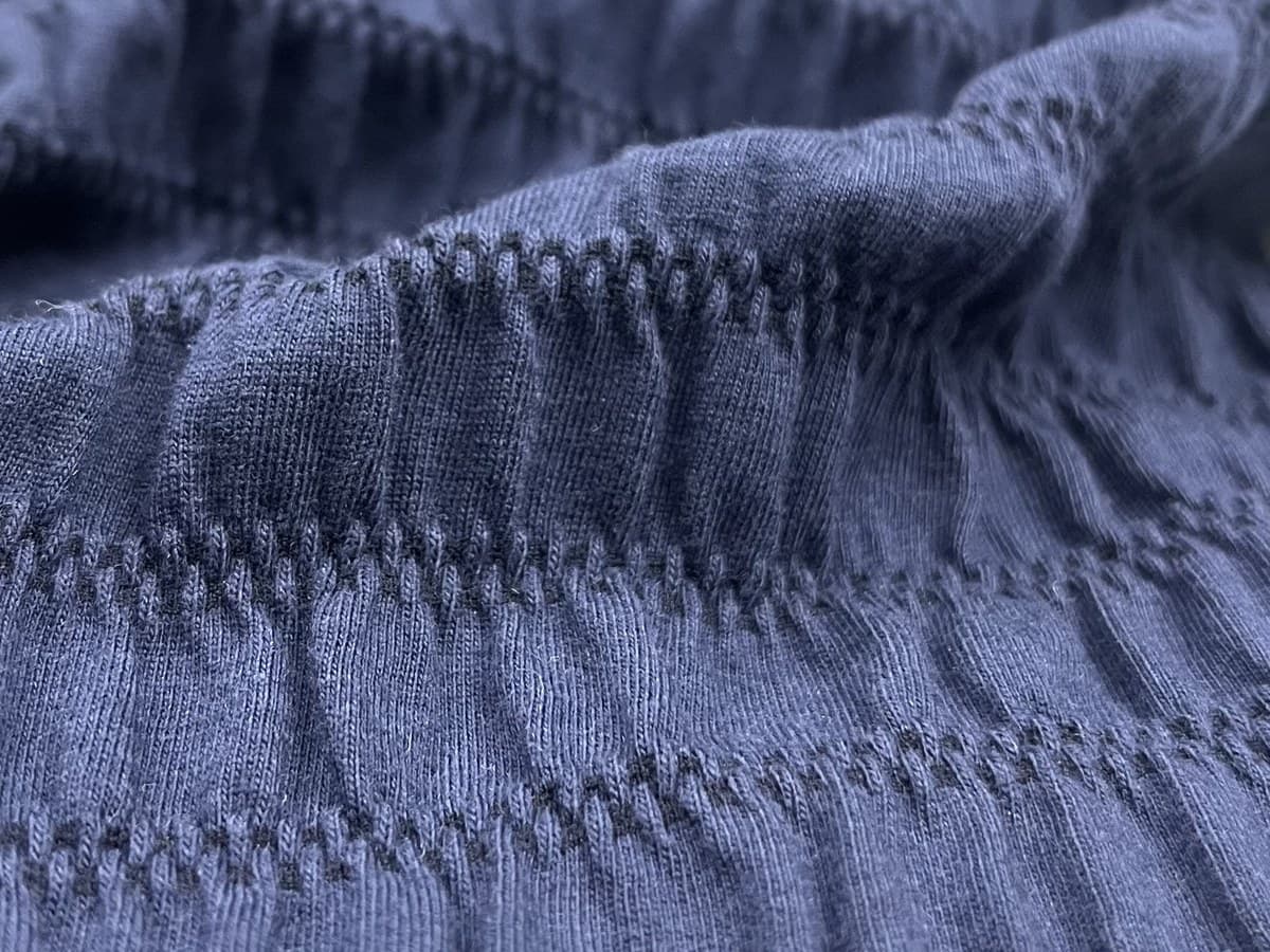 Crinkle Jersey swatch, 94% Cotton, 5% Polyester, 1% Spandex