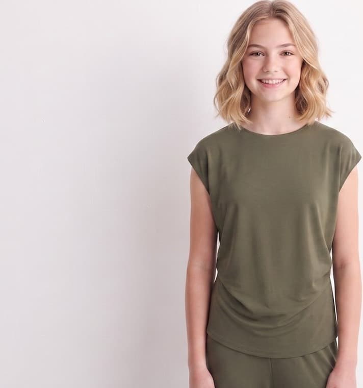 Honeycomb Jersey shown on model