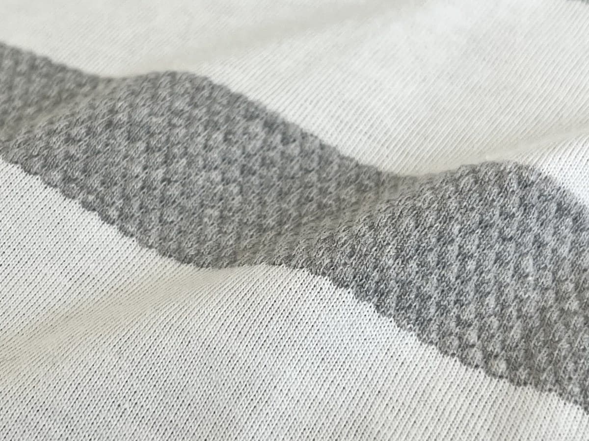 Jersey Popcorn Engineered Stripes swatch, 60% Cotton, 40% Polyester